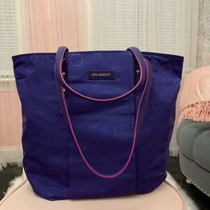 Vera Bradley Disney tote bag with Mickey inside.